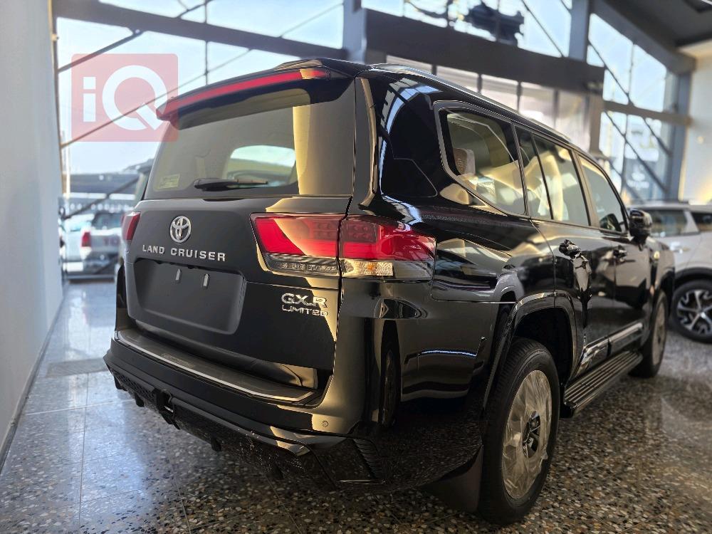 تويوتا لاندكروزر